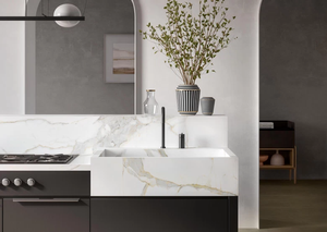 Dalle de pierre frittée en marbre blanc de luxe Calacatta Michelangelo Laminam d'Italie, 20 mm, polie, pour plan de travail de cuisine et table à manger - Product Image 4