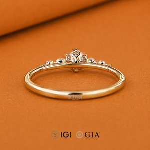Bague de promesse délicate avec diamant rond de laboratoire, diamant serti dans des griffes, bague de fiançailles pour femme - Product Image 3