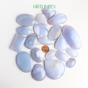 หินแคลซิโดนีสีขาวธรรมชาติแท้ รูปทรงวงรี/ทรงคุชชั่น/ทรงคัชชั่นคัต คุณภาพสูง รับรองโดยผู้ตรวจสอบอิสระ คริสตัลหลวม ด้านหลังเรียบ - Product Image 1