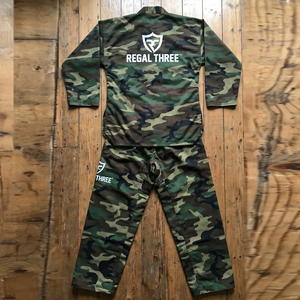 Uniforme de Taekwondo Regal Three BJJ Camuflaje, 100% Poliéster Transpirable, Trajes de Taekwondo Unisex - Product Image 2