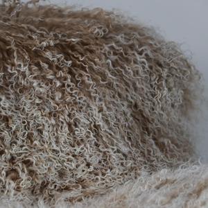 Paneles de piel de oveja tibetana con punta de ostra al por mayor, placas de piel de cordero de Mongolia esmerilada blanca personalizadas para muebles - Product Image 5