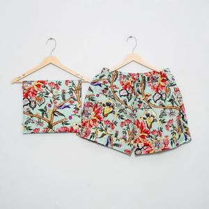 Nuevo Conjunto de Pijama Casual de Manga Corta para Mujer, Transpirable, Romántico, de Tela Tejida con Estampado Frontal, Suave, con Cintura Elástica y Cordón Ajustable - Product Image 2