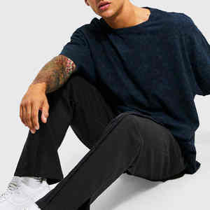 เสื้อยืดโอเวอร์ไซส์ทรงเรกูลาร์ ผ้าคอตตอน 100% น้ำหนัก 250 กรัม สไตล์วินเทจ สตรีทแวร์ลำลองสำหรับผู้ชาย ลวดลายย้อมสีแบบ Distressed Acid Wash ไซส์พลัส - Product Image 3