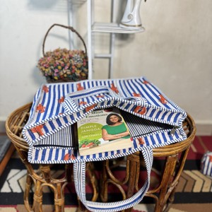Bolsa de Lona Bordada con Langosta a Rayas Azules y Blancas, Estilo Preppy, Bolsa de Compras de Verano - Product Image 4