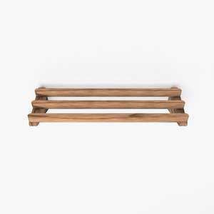 Porte-serviettes mural en bois finition naturelle, organisateur de rangement de luxe pour salle de bain, vente en gros B2B - Product Image 2