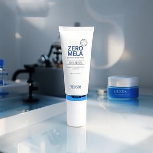 Crema para el Cuidado de Manchas Oscuras con Arbutina, Niacinamida y Ácido Tranexámico, Crema Hidratante y Reparadora de 60 ml para una Piel Radiante - Product Image 2