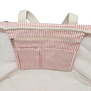 Bolso tote a rayas con base azul marino y asas beige, diseño ajustable y lavable - Product Image 6