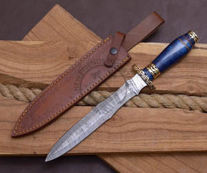 Cuchillo de Caza Damasco Hecho a Mano, Edición Nueva, Mango de Resina, Cuchillo de Colección de Primera Calidad, Hoja Fija Afilada, Cuchillo de Supervivencia - Product Image 5