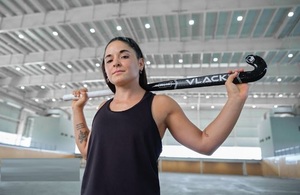 Vente en gros de bâtons de hockey sur gazon de haute qualité 100% fibre de carbone, logo personnalisé, équipement de hockey professionnel pour jeunes en plein air - Product Image 5