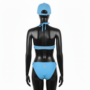 Conjunto de Bikini Azul Cielo de Tela de Nailon y Spandex Premium con Cristales, Logotipo Personalizado por Transferencia Térmica, Diseño de Panel con Tiras Laterales, Conjunto de Bikinis para Mujer - Product Image 2