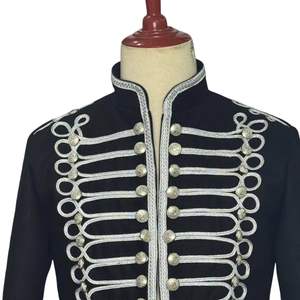 ชุดเครื่องแบบทหารฮุสซาร์สีดำผ้าฝ้ายสำหรับผู้ชาย แต่งด้วยลายถักสีเงินและกระดุมโลหะ - Product Image 5