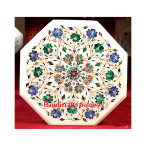 Plateau de table en marbre blanc de forme octogonale, incrustation de fleurs faite à la main, design avec surface brillante, à utiliser pour une table basse dans un restaurant - Product Image 3