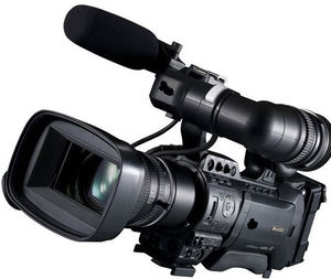 กล้องบันทึกวิดีโอแบบติดไหล่ FAV GY-HM850CHU ProHD Compact พร้อมเซ็นเซอร์ CCD ความละเอียด 24MP บันทึกวิดีโอ 4K รองรับการจัดเก็บข้อมูลบนคลาวด์และเมมโมรี่การ์ด - Product Image 2