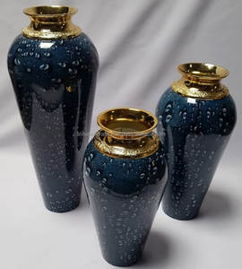 OEM Contract Cast Metal <b>Vase</b> Manufacturing – Customizable Enamel Finish & Embossed <b>Gold</b> Collar Program-B2B Export India - Product Image 2