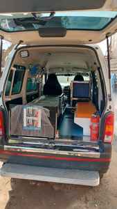 NOUVELLE AMBULANCE MARUTI EECO POUR LE TRANSPORT DE PATIENTS EN EXCELLENT ÉTAT, ÉDITION MANUELLE, NORME D'ÉMISSION LONGUEUR STANDARD - Product Image 4