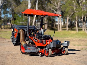 รถตัดหญ้าแบบนั่งขับ Kubota Z412 ยอดขายดี - เครื่องยนต์ Kawasaki 22 แรงม้า  ใบมีดขนาด 48 นิ้ว  ระบบไฮดรอลิกขั้นสูง - Product Image 3