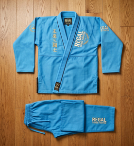 Uniforme de Karate Amarillo OEM Unisex, 100% Poliéster, Traje de Artes Marciales, Uniforme de Boxeo para Luchadores, Uniformes de Karate Unisex - Product Image 3