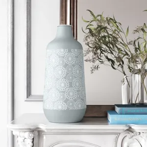 Modern Handmade Aluminum Flower Vase Elegant Interior Decoration Product for Home Decor Retailers Furniture Stores Architects - Product Image 4