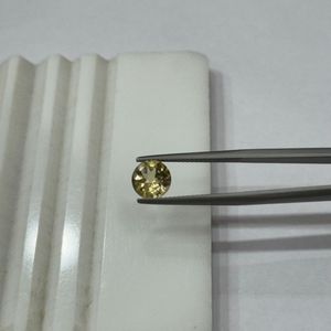 Topaze impériale naturelle de qualité gemme, taille brillant ronde, 1,80 carat, pierre précieuse en vrac, 7,50 mm, qualité AAA, Madagascar, vente en gros, qualité supérieure - Product Image 1
