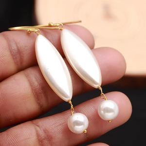 Pendientes de Perlas Naturales Hechas a Mano con Forma de Marquesa, Baño de Oro Vermeil, Joyería Moderna con Engaste de Bisel para Fiestas o Regalo - Product Image 4