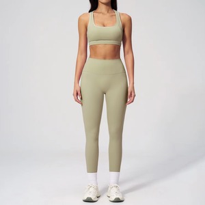 Ensemble de yoga 2 pièces pour femme, nouvelle collection, tendance, épaules dénudées, taille haute, en Spandex/Nylon, respirant, le plus vendu - Product Image 3