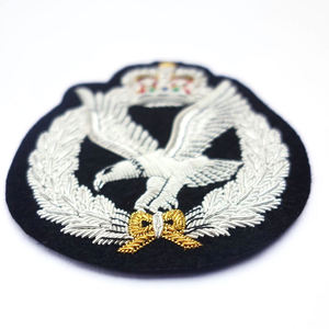 Insignias de Silicona Personalizadas de Alta Calidad – Parches de Goma Suave con Logotipo 3D para Gorras - Product Image 3