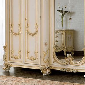 Armario de Madera de Caoba Clásico de Lujo, Seis Puertas, Color Crema Marfil, con Tallado Floral y Espejo, Diseño Elegante para Dormitorio - Product Image 3