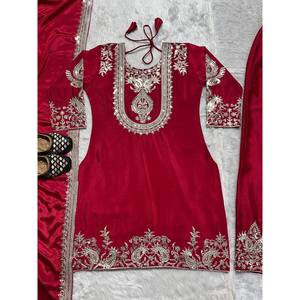 Hermoso conjunto de traje bordado para mujer para fiestas con codificación de trabajo de secuencia - Product Image 3