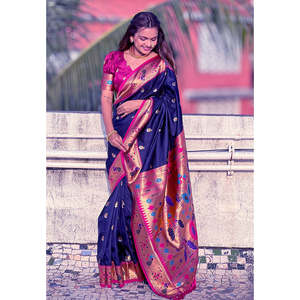 Sari de Seda Paithani Chandrakor Azul Marino Elite Weaves con Tejido Zari en Contraste, Ropa India y Pakistaní - Product Image 2