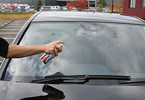 SOFT99 Liquide scintillant pour plastiques, gouttelettes pour revêtement de vitres de voiture - Product Image 3