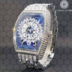 Reloj Rectangular de Lujo Charm_Jewells en Oro, Esfera Azul, Bisel con Diamantes, Brújula, Cuarzo Analógico, Unisex, Cierre Plegable - Product Image 4