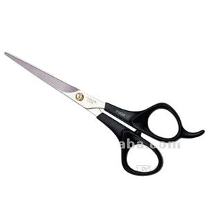 Tijeras de peluquero de belleza de acero inoxidable japonés de alta calidad de 5,5 "con punta de hoja afilada y mango de plástico ABS - Product Image 3