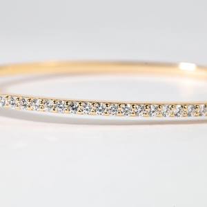 Brazalete de Oro de 14K con Diamantes para Mujer, Diamantes Cultivados en Laboratorio o Naturales, Brazalete Delicado de Oro Sólido, Elegante Regalo de Joyería para Aniversario - Product Image 4