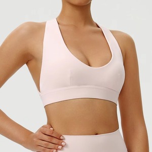 Soutien-gorge de sport personnalisé en gros pour femmes, col carré profond, antichoc, pour la gym, le yoga et le fitness - Product Image 2