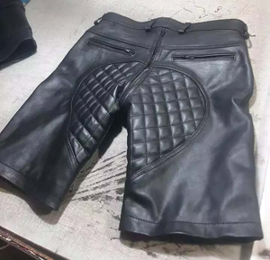 Pantalones Cortos de Cuero Genuino para Hombre con Cremallera y Adornos de Perlas, Recubiertos de PU, Diseño OEM ODM, Logotipos Personalizados, Última Moda, Lujo, Tallas Disponibles - Product Image 2