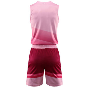 Tenue de basketball athlétique prête pour les matchs, confortable à porter toute la journée - Product Image 3
