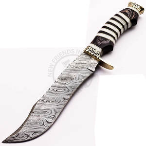 Cuchillo Bowie de Acero de Damasco Hecho a Mano, Nuevo, Cuchillo de Hoja Fija Afilada para Caza y Camping con Mango de Madera y Hueso - Product Image 2