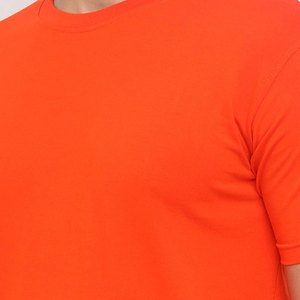 เสื้อยืดคอกลมแขนสั้นผู้ชาย ผลิตจากผ้าฝ้าย 100% เป็นมิตรต่อสิ่งแวดล้อม แห้งเร็ว ระบายอากาศได้ดี ทรงปกติ ผลิตโดยโรงงาน OEM - Product Image 5
