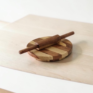 Rodillo de Madera con Diseño Floral Premium de Unicorn Handicrafts, Herramienta de Repostería Ecológica Hecha a Mano con Mango de Madera Natural - Product Image 4