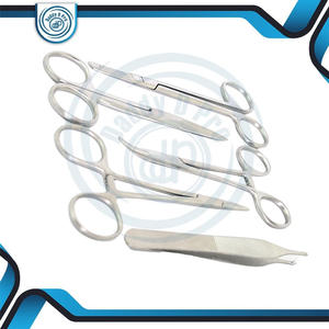 ชุดฝึกหัดเย็บแผลแบบแมนนวล Daddy D Pro 5 ชิ้น ชุดเครื่องมือผ่าตัด ประกอบด้วย ที่จับเข็ม คีม คีมตัด เครื่องมือห้ามเลือด สำหรับนักศึกษาแพทย์ - Product Image 2