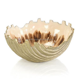 Vente en gros de luxe bol de service en métal doré bol décoratif personnalisé bol moderne en aluminium pour la maison et la cuisine fruits et chocolat - Product Image 5