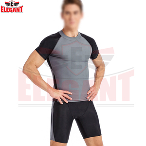 Nueva llegada en colores negros: Camiseta transpirable de manga corta para hombre, fabricada en Pakistán, de la mejor calidad, para fitness. - Product Image 4