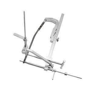 Juego de Instrumentos Profesionales para Cirugía Ortopédica de Columna Vertebral, Acero Inoxidable, Mangos Plateados en Contenedor de Esterilización - Product Image 4