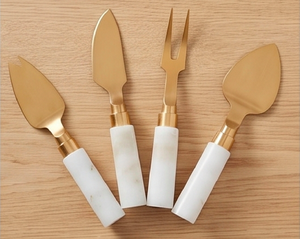 Épandeur et coupe-fromage en acier inoxydable avec tête dorée et manche en marbre, parfait pour les mariages, les fêtes et l'utilisation en cuisine - Product Image 1
