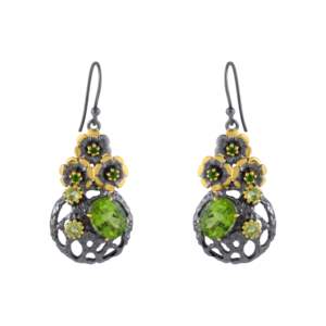 Hermosos Pendientes Colgantes de Flor Vintage, Plata de Ley 925 con Rodio Negro y Peridoto Verde en Engaste de Bisel, Joyería Fina para Mujer - Product Image 3
