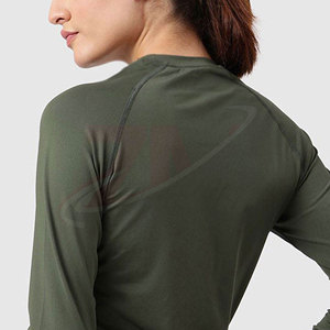 เสื้อยืดออกกำลังกายผู้หญิงแบบรัดรูป OEM ผลิตตามสั่ง แห้งเร็ว สำหรับการฝึกซ้อมในยิมและกิจกรรมฟิตเนส - Product Image 4