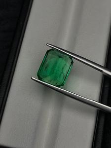 Esmeralda Natural Suelta, Corte Octogonal, Gema Verde de 5.66 Quilates, Origen ZM, para Joyería - Product Image 5