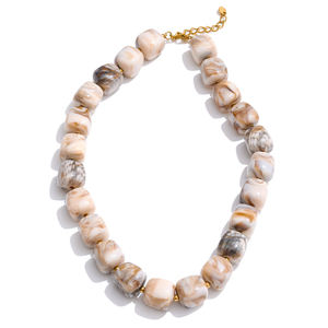 Collier Mangalsutra en or de haute qualité avec motifs, accessoire de bijouterie en résine époxy verte, provenant d'un exportateur indien, idéal pour les mariages et les cadeaux - Product Image 2