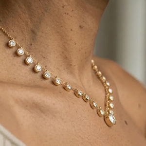 Collar de Gargantilla de Lujo Chapado en Oro de 18K con Diamantes, Corte Brillante Redondo, Cadena de Serpiente, Joyería de Boda para Mujer - Product Image 2