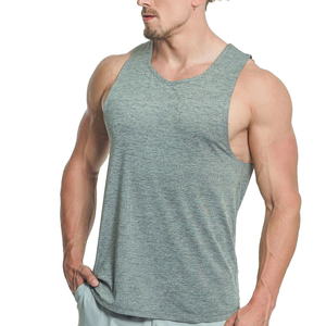 Camisetas sin mangas personalizadas OEM para correr, chaleco ajustado para hombre, camiseta deportiva acanalada para gimnasio y fitness. - Product Image 1